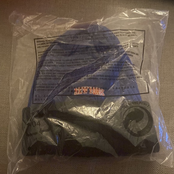 Kith x New York Knicks beanie